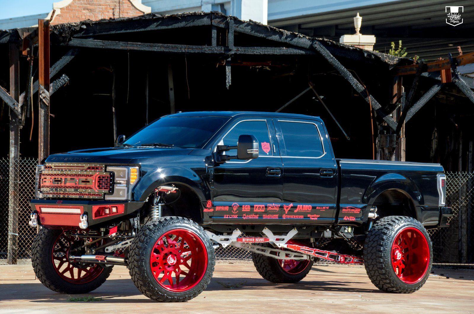 2022 ford  f250 lariat lifted  SEMA  truck  for sale