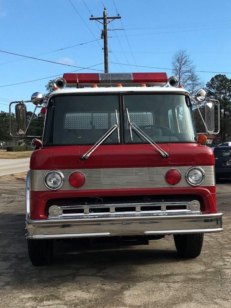 1987 Ford 8000 Fire Truck