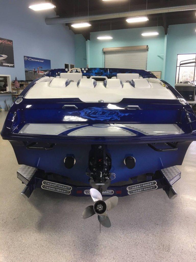 2006 Ultra 28 Stealth Powerboat
