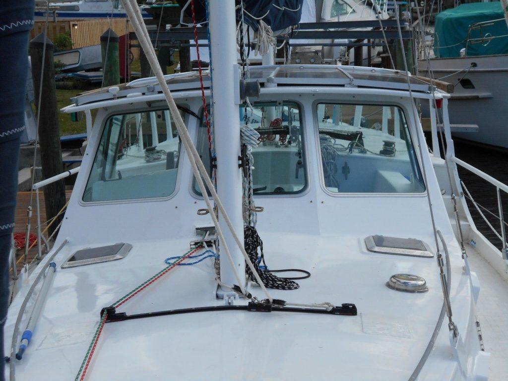 2016 Custom EXPEDITION sailboat