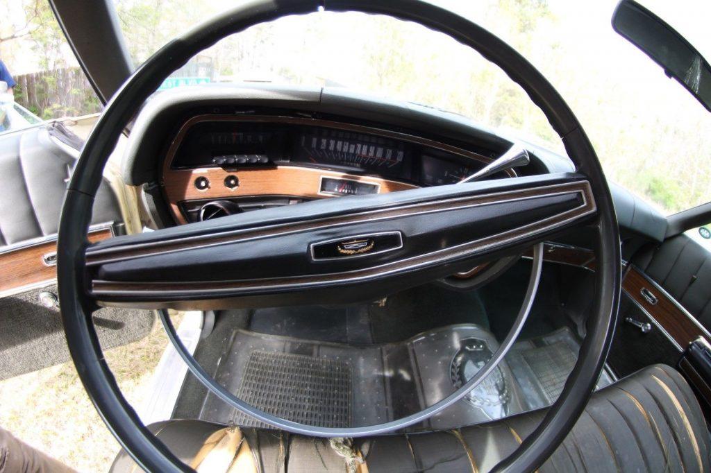 1969 Ford LTD 390
