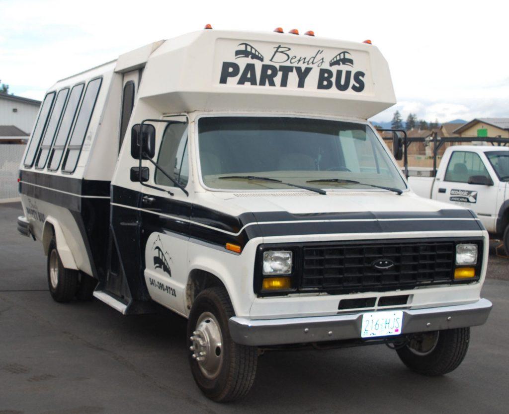1984 FORD Custom Party bus
