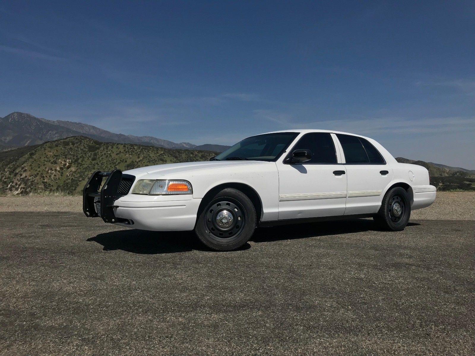 Crown Victoria Police Interceptor : 2011 Ford Crown Victoria Police ...