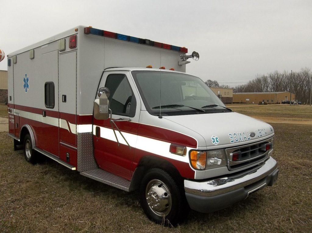 1999 Ford E450 ambulance