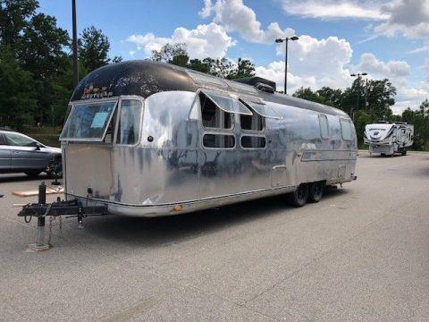 1973 Airstream Sovereign 31&#8242; Land Yacht for sale
