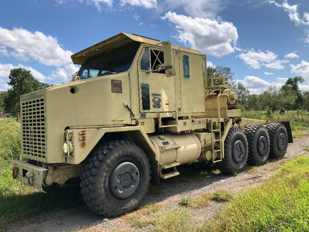 Oshkosh truck military
