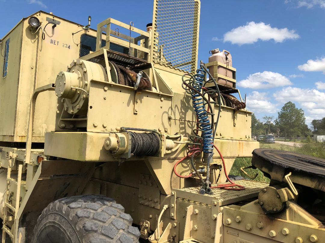 Oshkosh truck military for sale