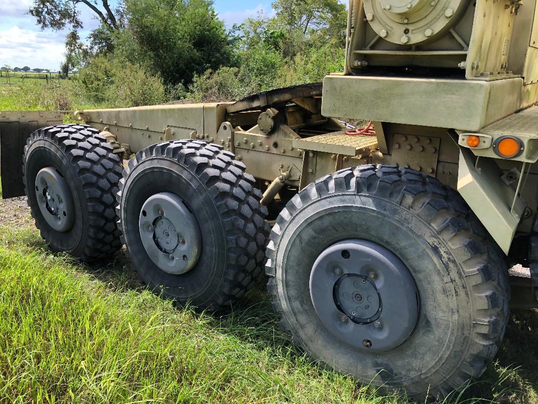 Oshkosh truck military for sale