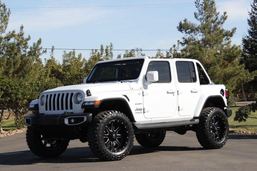 2018 Jeep Wrangler Sahara JL Unlimited Premium Lifted and Loaded