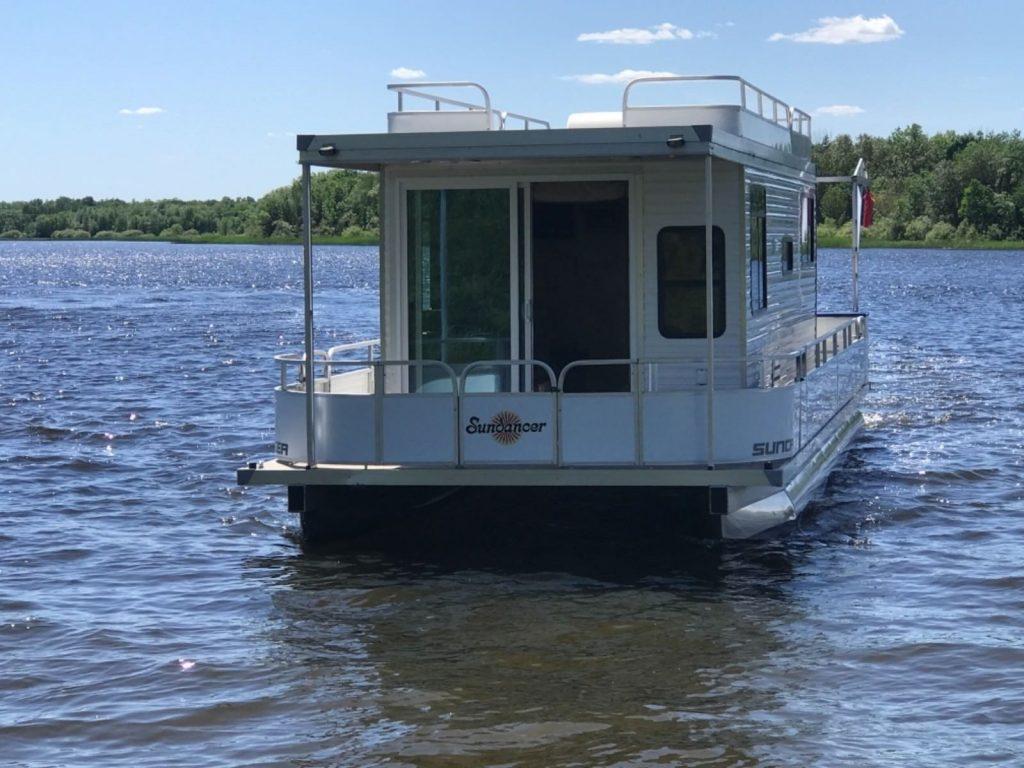 2017 Houseboat