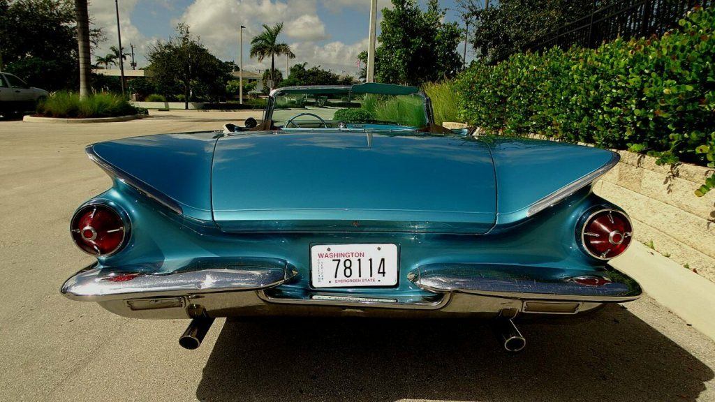1960 Buick Lesabre Classic COLLECTIBLE