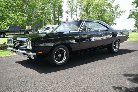 1969 Plymouth Road Runner SHOW CAR 383 Rotissoure RESTORED for sale