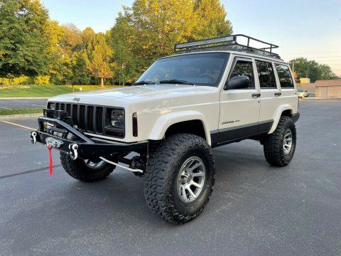 2001 Jeep Cherokee XJ   Super Clean   LOADED!! for sale