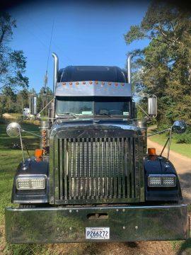 1996 Freightliner Classic XL for sale