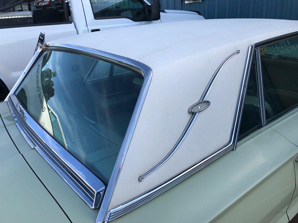 1964 Ford Thunderbird Hardtop Landau