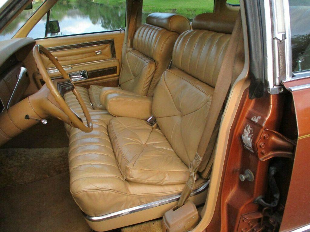 1976 Lincoln Town Car
