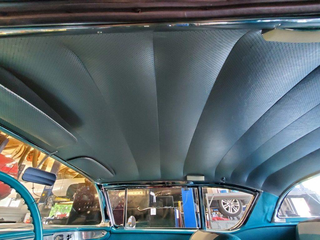 1958 Chevrolet Impala 2-Door Hardtop