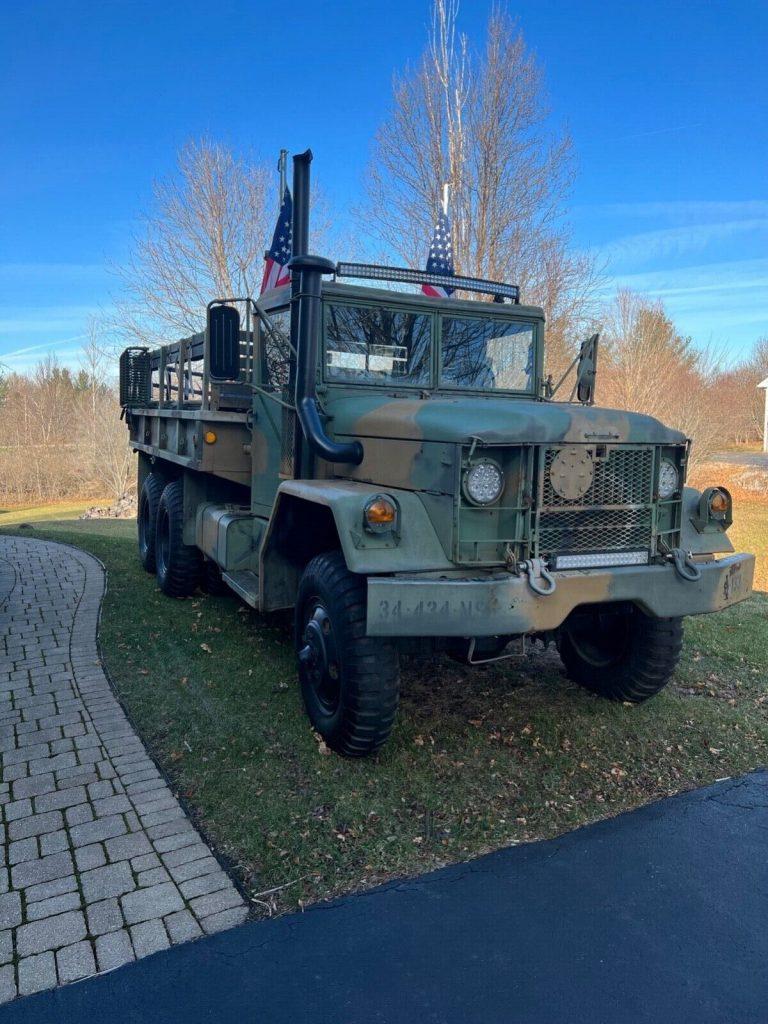 1975 M35a2 AM General Military Truck