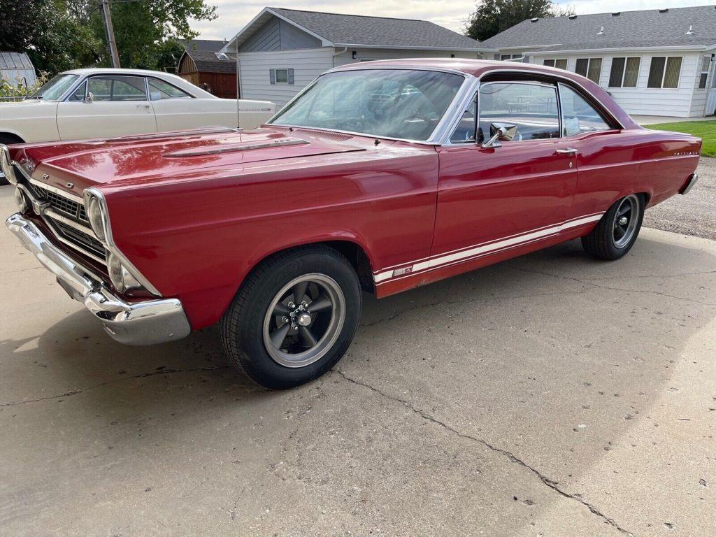 1967 Ford Fairlane Red Bucket Seats