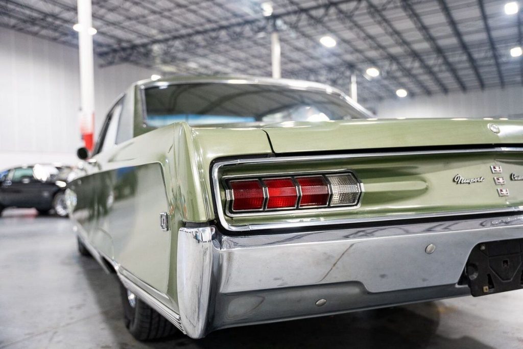 1968 Chrysler Newport Custom