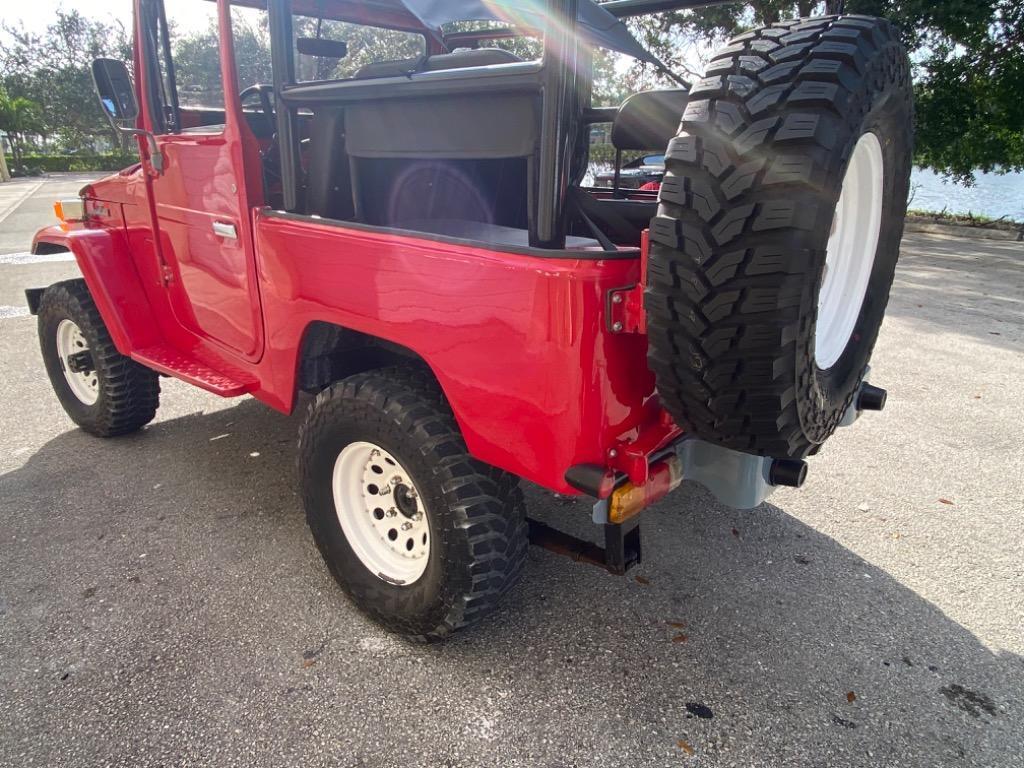 1964 Toyota FJ Cruiser Suv