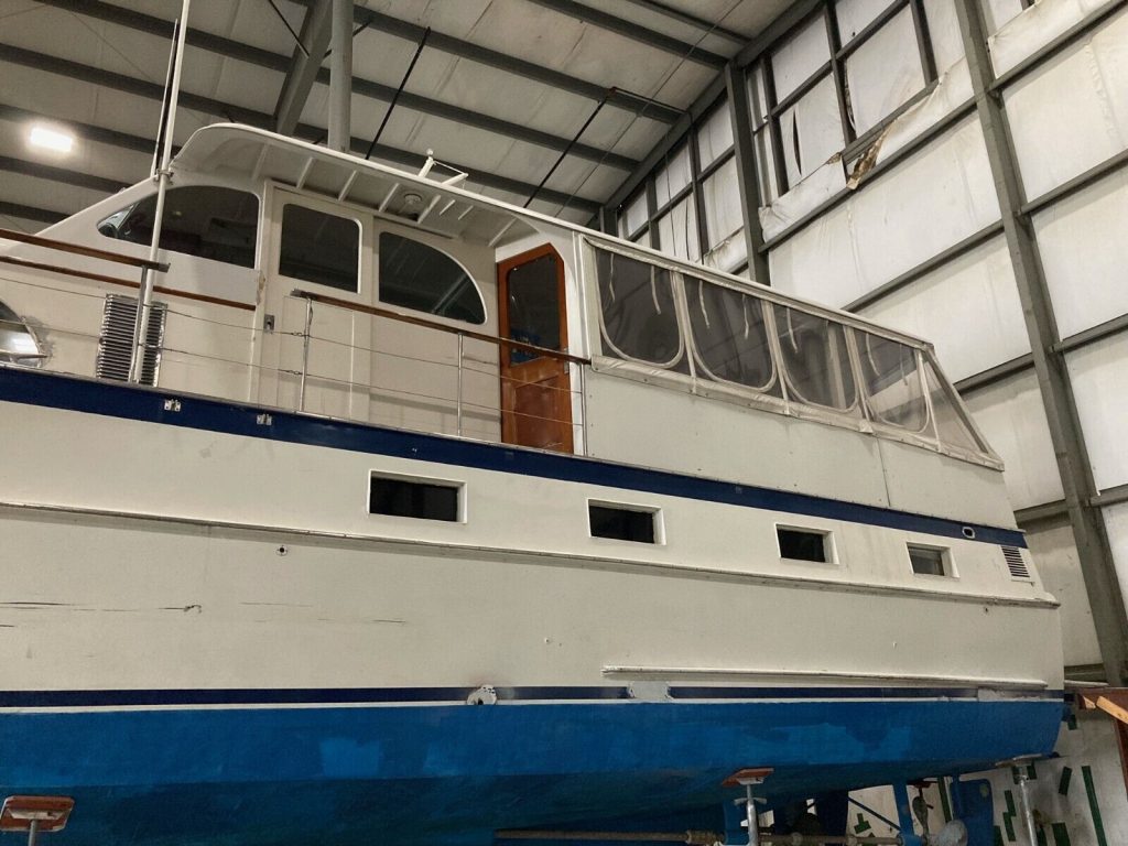 65 FOOT 1958 Burger Pilothouse FOR SALE ON LAKE Michigan