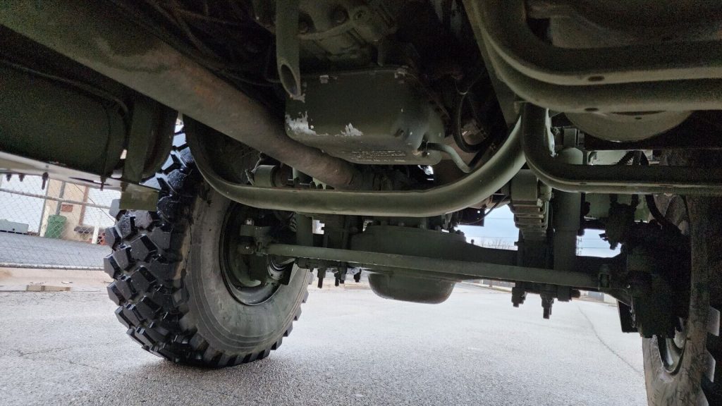 BMY M934a2 6×6 Military “expando” Van Camper 5 Ton Turbo Cummins – Like New 2012