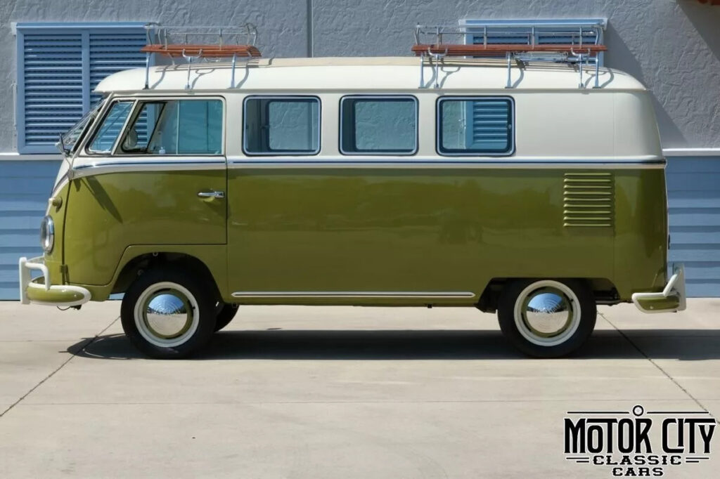 1961 Volkswagen Microbus Passenger