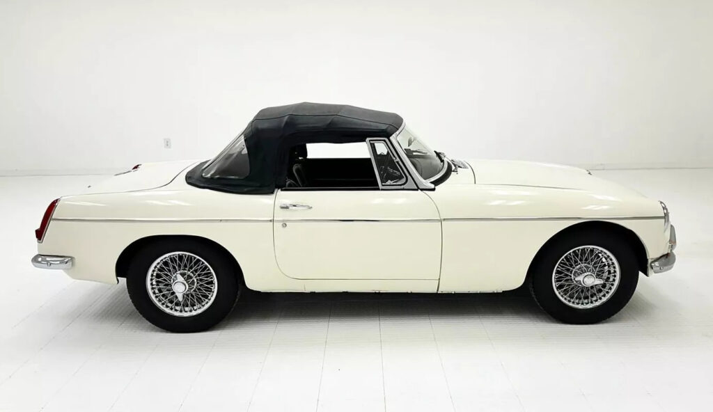 1967 MG MGB Roadster