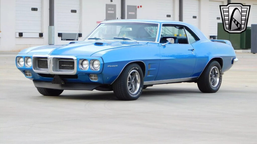 1969 Pontiac Firebird HO