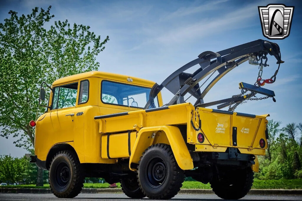 1960 Jeep Fc150 Tow Truck