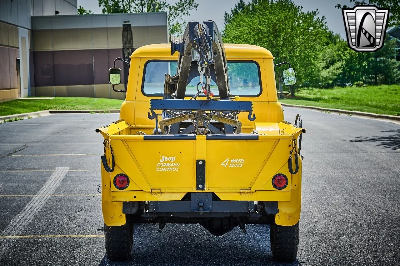 1960 Jeep Fc150 Tow Truck