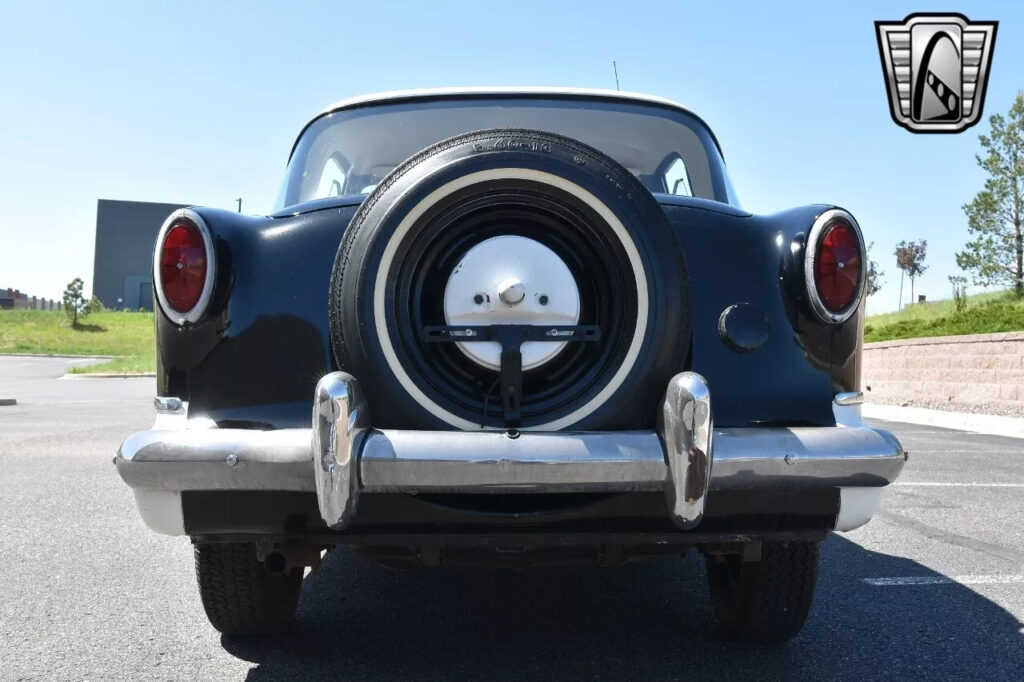 1960 Nash Metropolitan