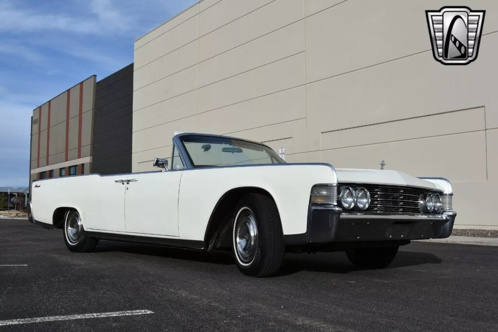 1965 Lincoln Continental Convertible