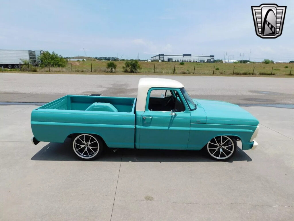 1968 Ford F-100