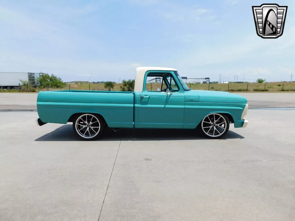 1968 Ford F-100