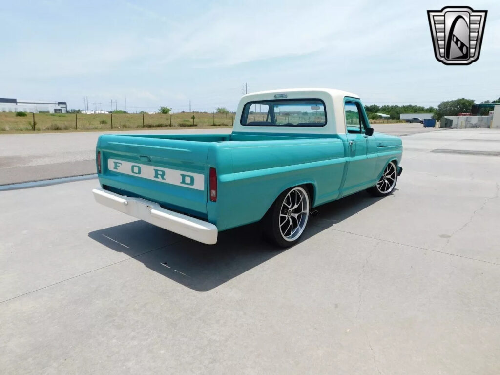 1968 Ford F-100