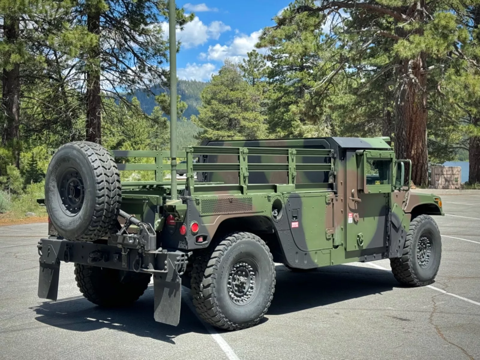 1992 Am General M1152 Humvee Armored