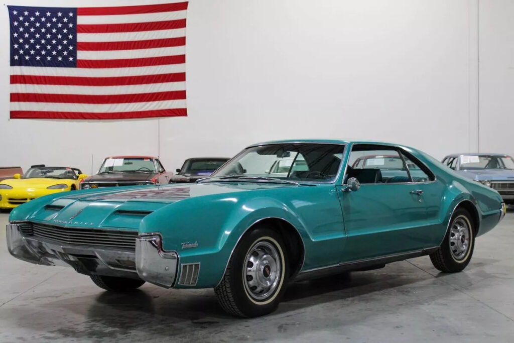 1966 Oldsmobile Toronado