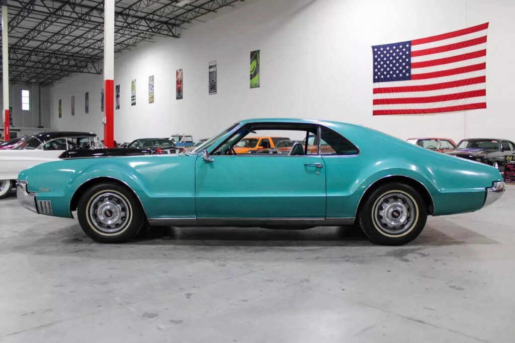 1966 Oldsmobile Toronado