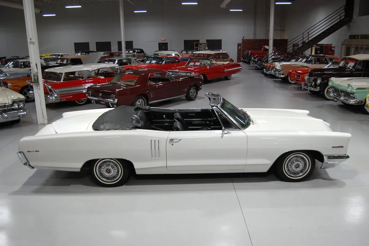 1966 Pontiac 2+2 Convertible