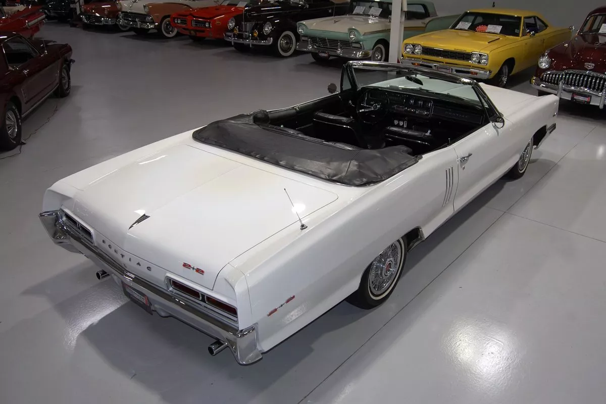 1966 Pontiac 2+2 Convertible