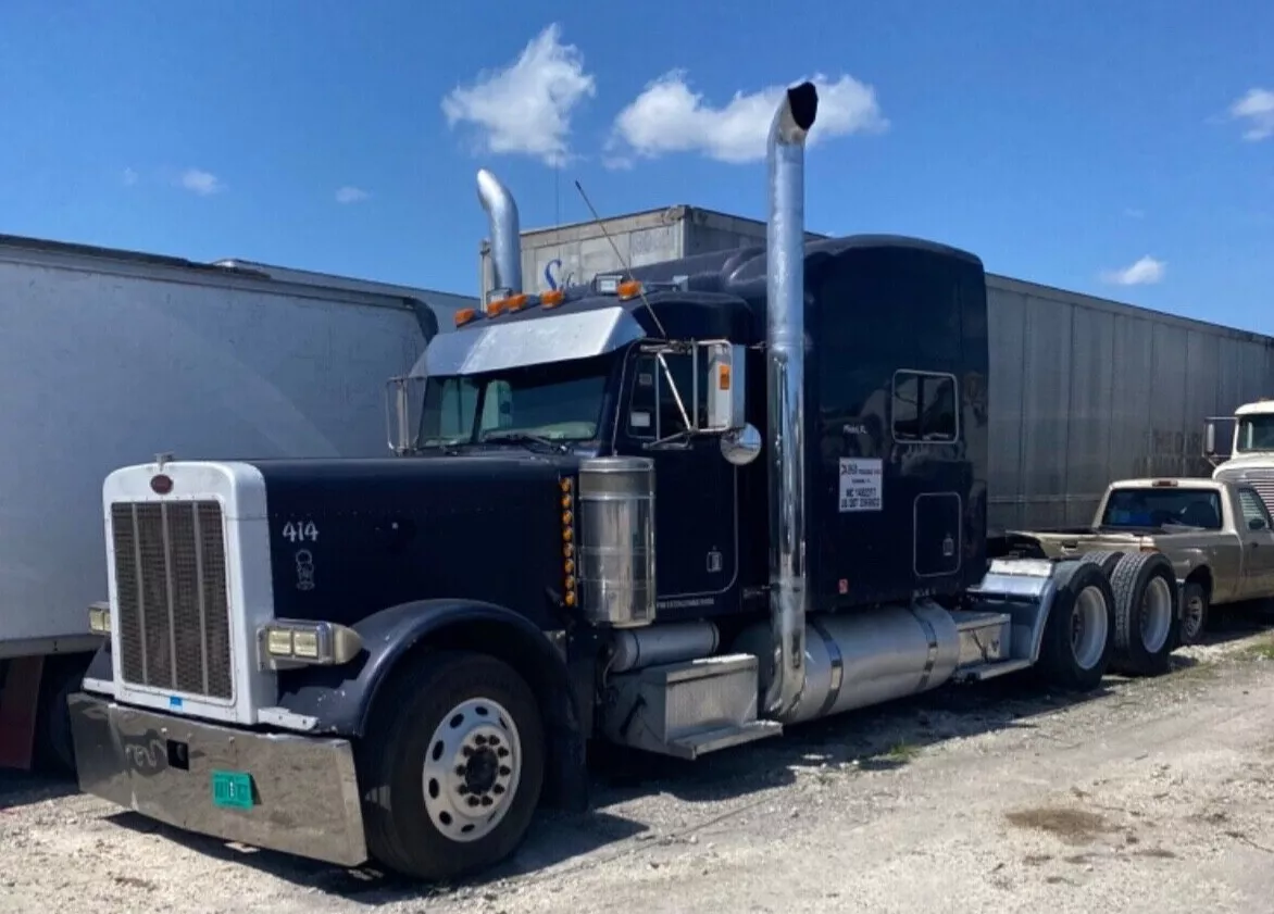 2005 Peterbilt 379exhd, ELD Exempt