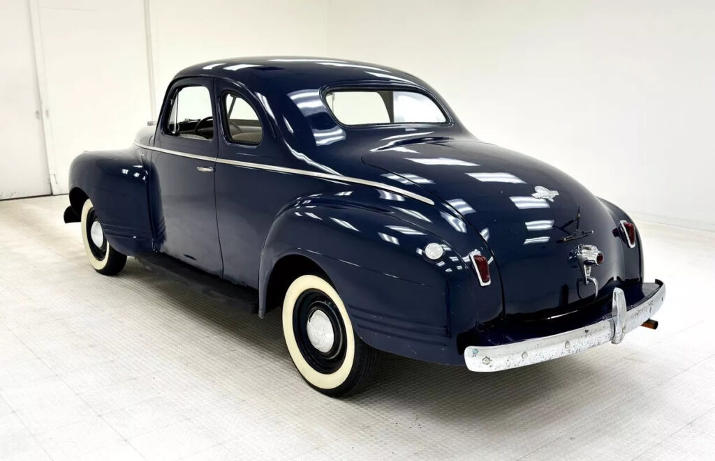 1941 Plymouth P11 Business Coupe