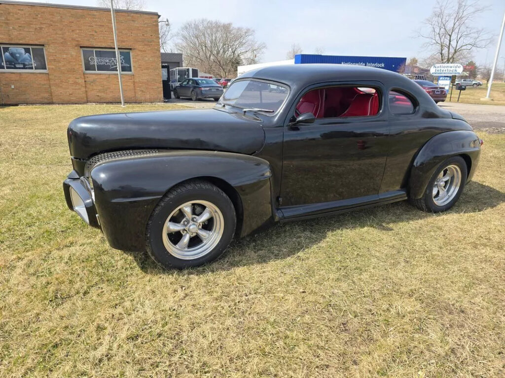 1947 Ford Coupe