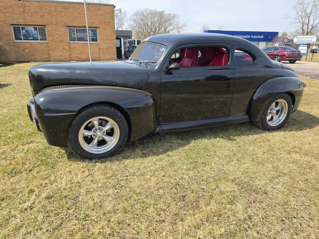 1947 Ford Coupe