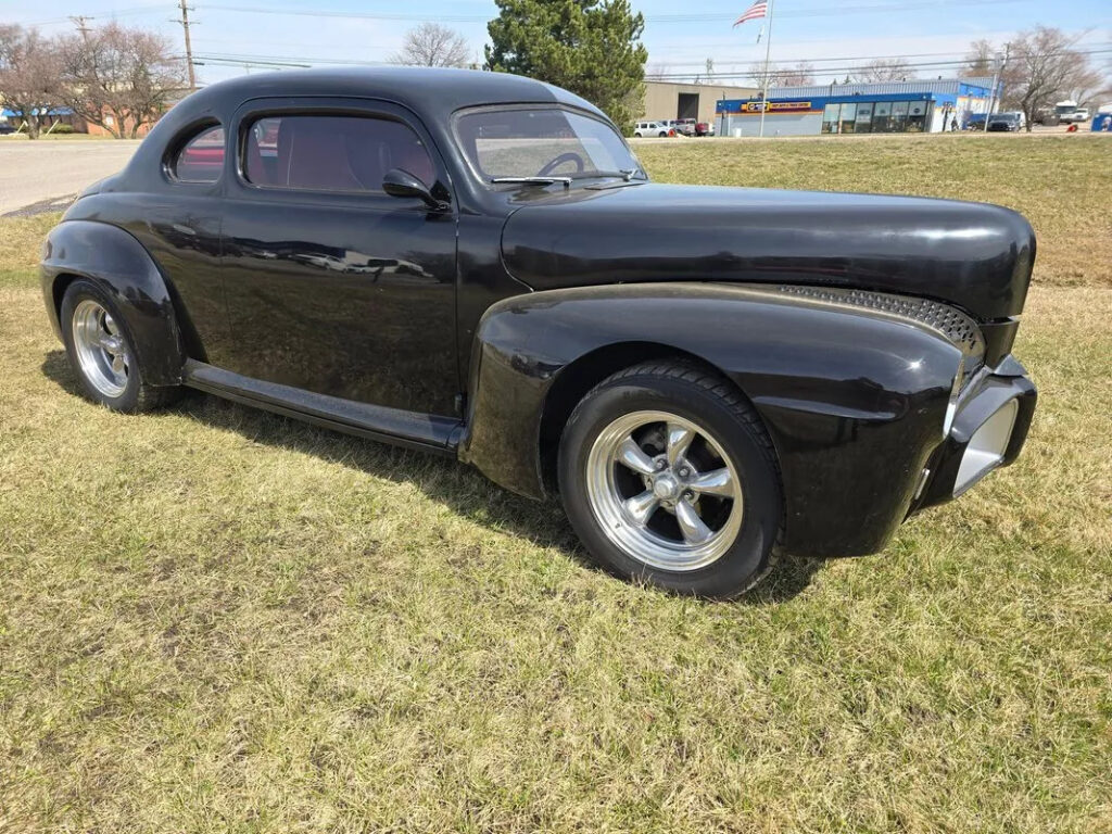 1947 Ford Coupe