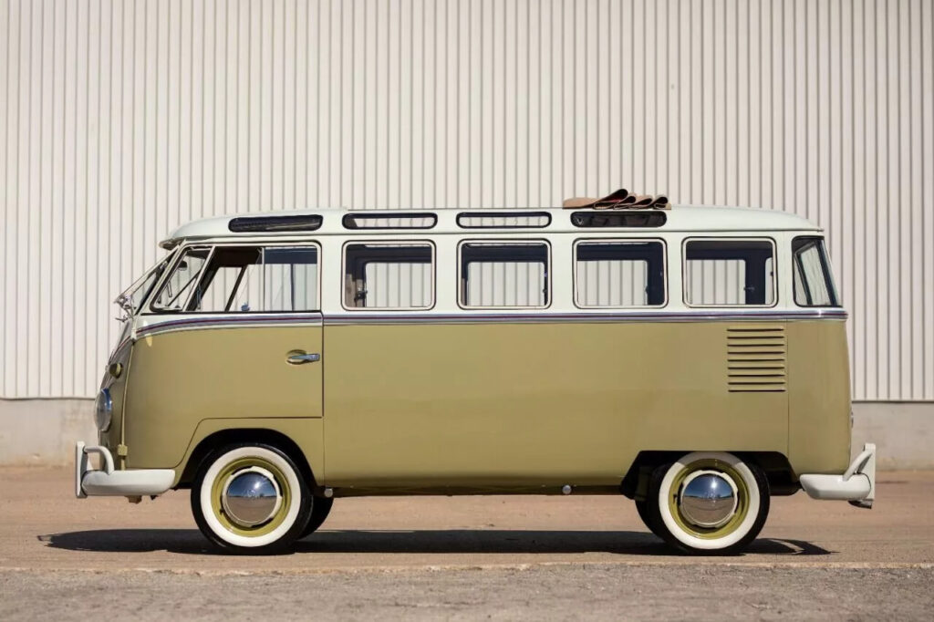 1960 Volkswagen Bus/vanagon 23 Window with Samba Package