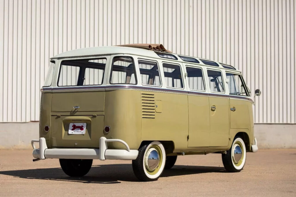 1960 Volkswagen Bus/vanagon 23 Window with Samba Package