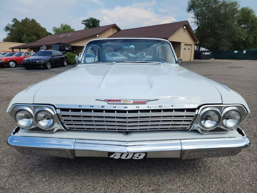 1962 Chevrolet Impala Sport Coupe 8CYL